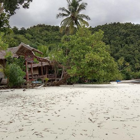 Turtle Dive Homestay Kri Bagian luar foto
