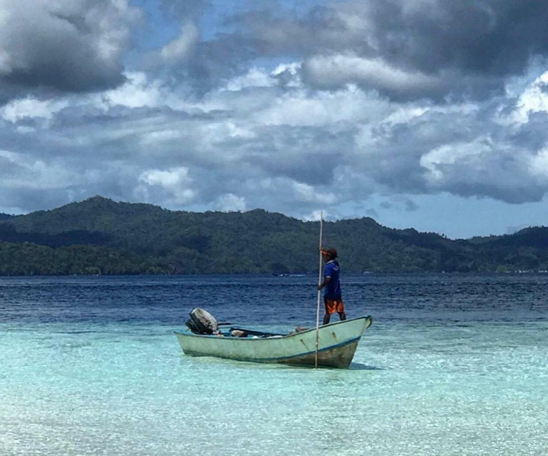 Turtle Dive Homestay Kri Bagian luar foto