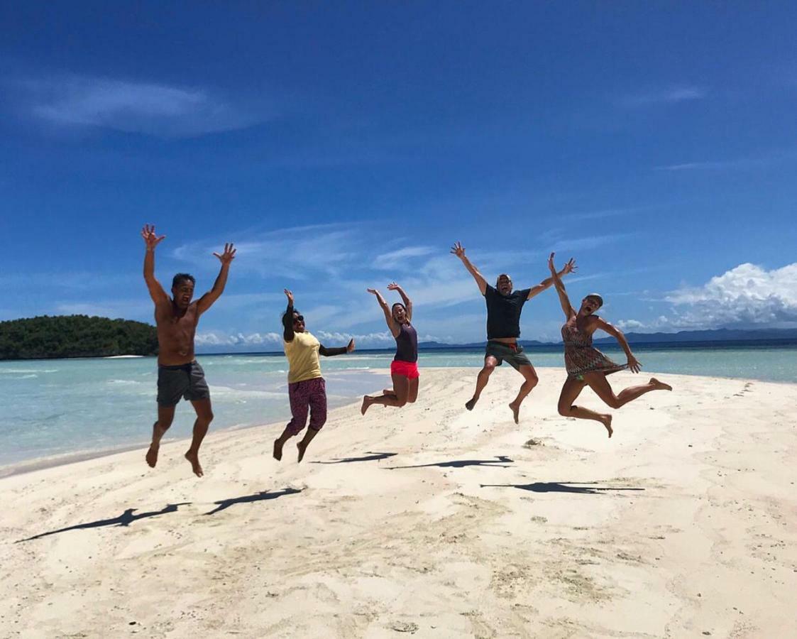 Turtle Dive Homestay Kri Bagian luar foto