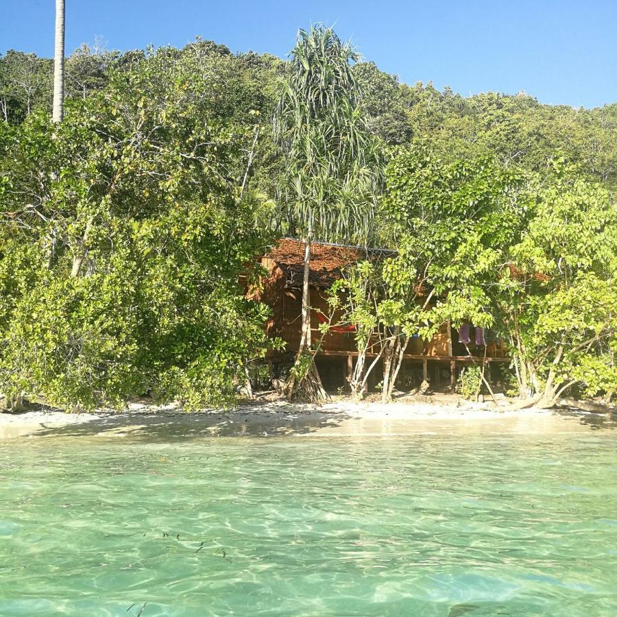 Turtle Dive Homestay Kri Bagian luar foto