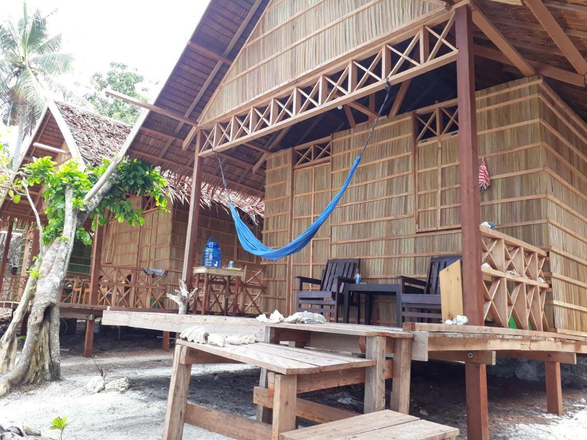 Turtle Dive Homestay Kri Bagian luar foto