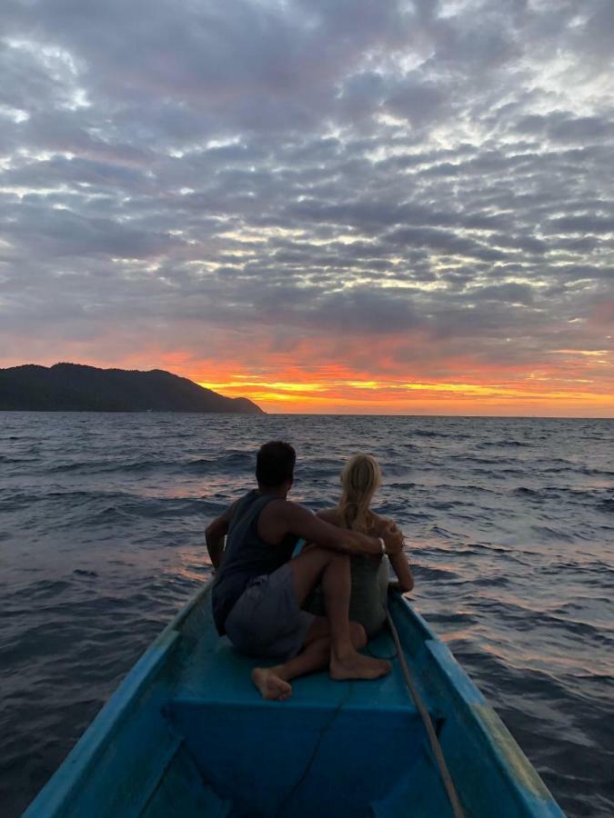 Turtle Dive Homestay Kri Bagian luar foto